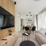 Wave Seaview By Solarento Apartman