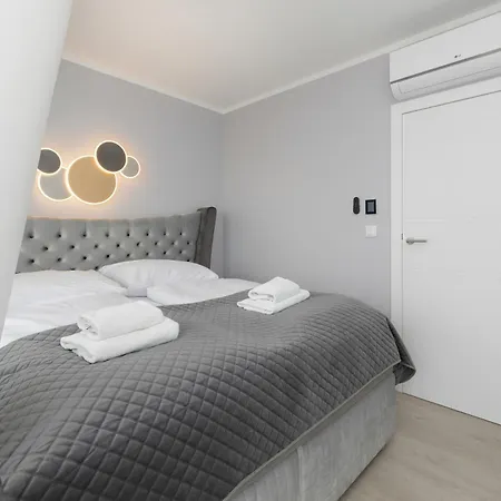 Wave Seaview By Solarento Apartament